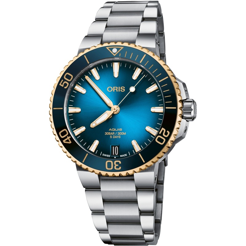 Oris Aquis Date Calibre 400 Bi-Color Blue Dial on Bracelet