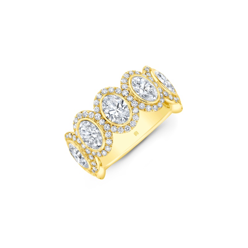 Oval Cut Diamond Halo Band in Yellow Gold – Rahaminov Diamonds