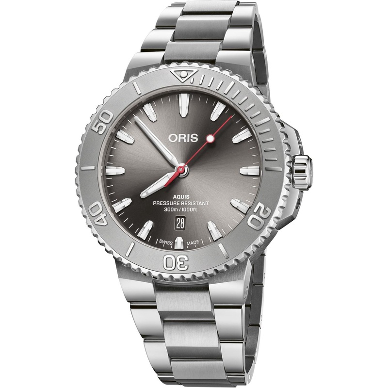 Oris 01 733 7789 4153-07 8 23 04PEB Aquis Date Relief Silver Dial On Bracelet